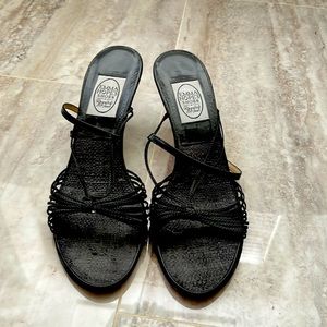 Beautiful Emma Hope kitten heels